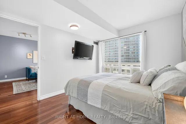 Additional image 21 of 1 Lee Centre Dr Unit 613