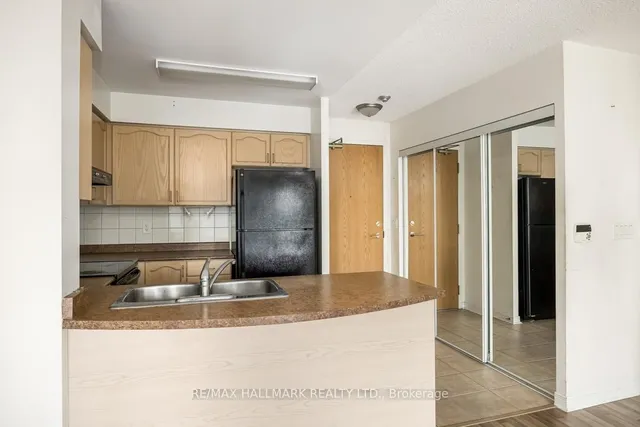 Additional image 5 of 5500 Yonge St Unit 403