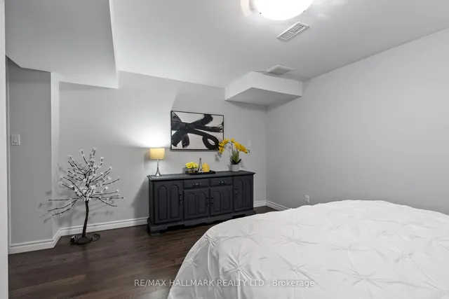 Additional image 28 of 6 Ivanhoe Crt