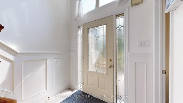 Additional image 3 of 9 Cranston Manor Crt