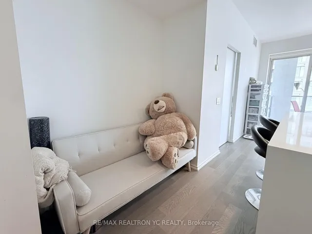 Additional image 13 of 5 Soudan Ave Unit 2910