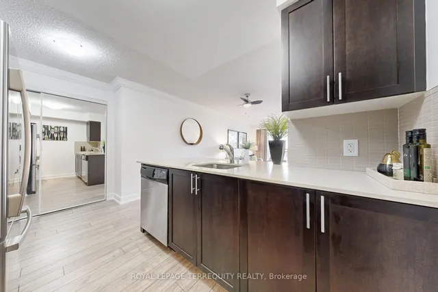 Additional image 8 of 2 Eva Rd Unit 529