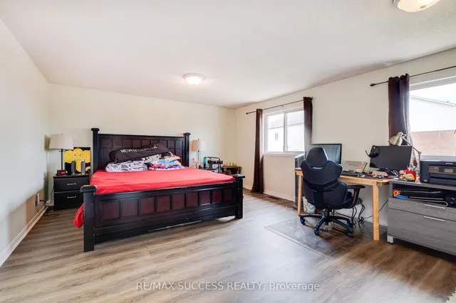 Additional image 20 of 682 Activa Ave