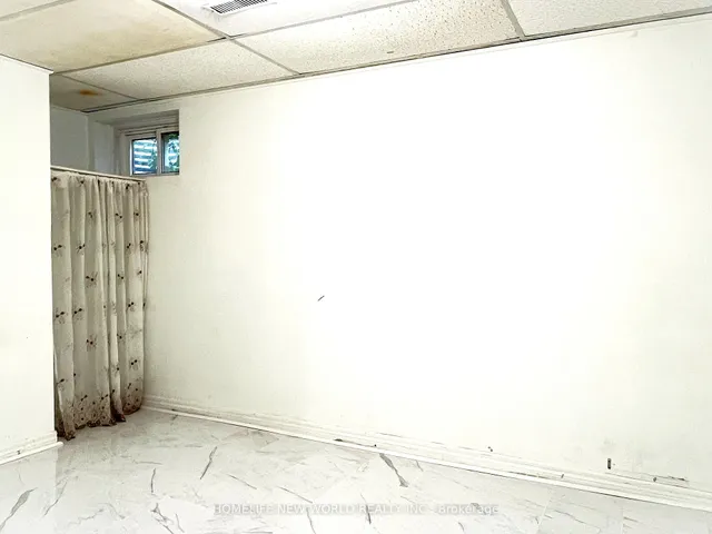 Additional image 23 of 28 Greyhound Dr