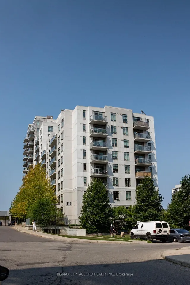 816 Lansdowne Ave Unit 720