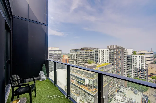 Additional image 30 of 629 King St Unit 1418