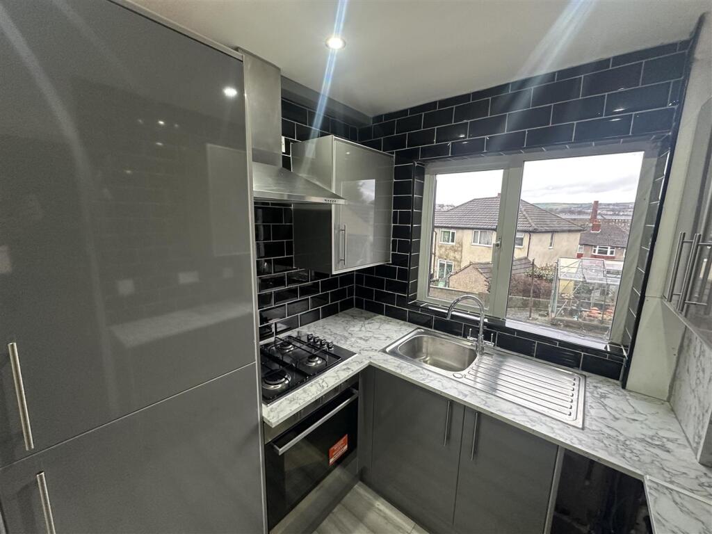 Additional image 8 of Hainworth Wood Road North, Keighley