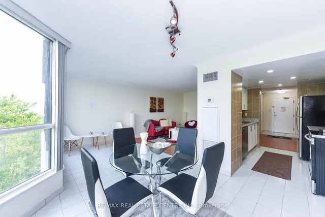 Additional image 7 of 5 Rowntree Rd Unit 503