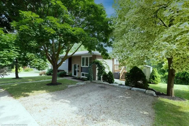 Additional image 2 of 120 Devonglen Dr