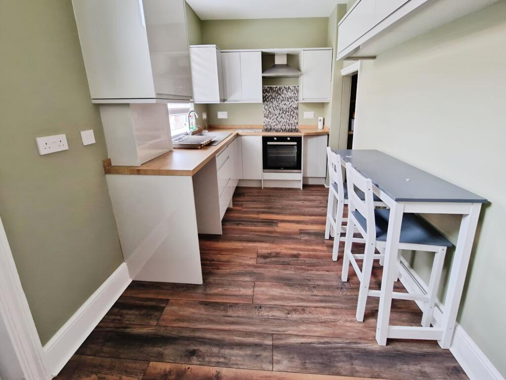 Additional image 3 of Whitcliffe Road, Cleckheaton, BD19