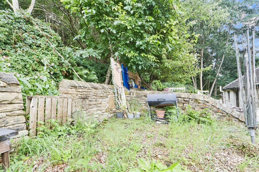 Additional image 13 of Chestnut Grove, Bradford