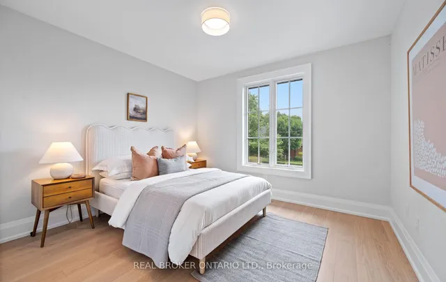 Additional image 42 of 94 Prince Edward Dr