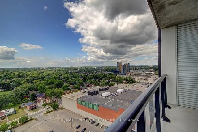 Additional image 21 of 60 Charles St Unit 1805