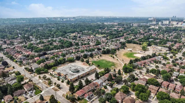 Additional image 38 of 765 Morrish Rd