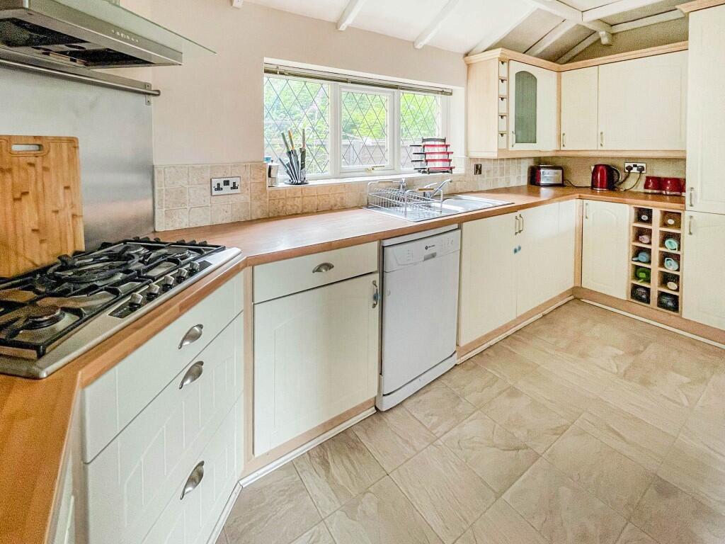 Additional image 9 of Snelsins Lane, Cleckheaton, West Yorkshire, BD19