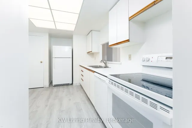 Additional image 2 of 5765 Yonge St Unit 904