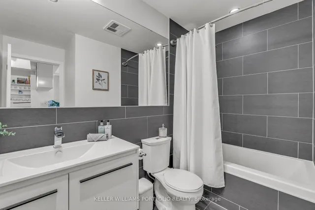 Additional image 19 of 1201 Dundas St Unit 706