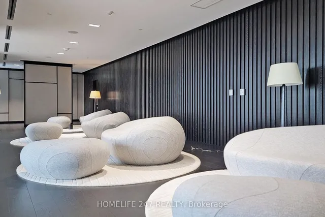 Additional image 8 of 501 Yonge St Unit 2701