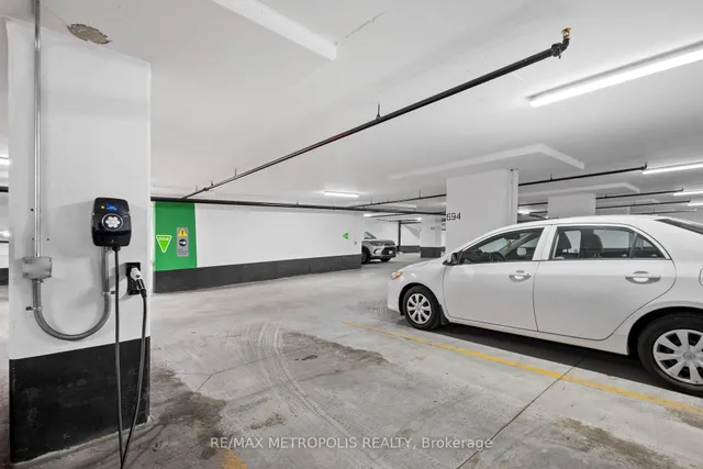 Additional image 24 of 20 Meadowglen Pl Unit 2310