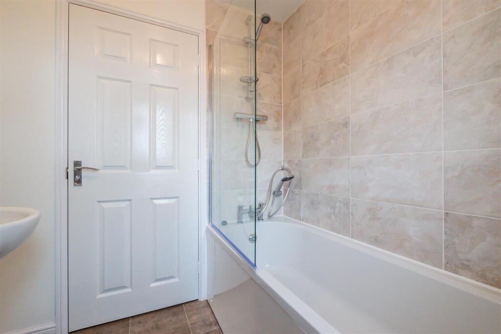 Additional image 21 of Calverley View, Bradford, BD2