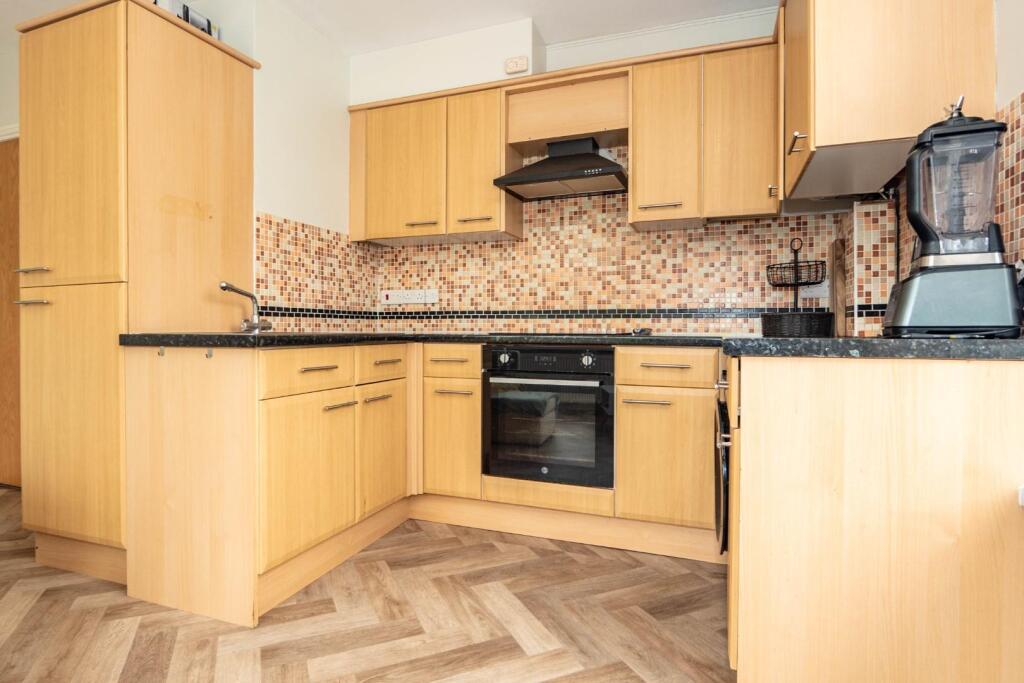 Additional image 3 of Avondale Road, Shipley