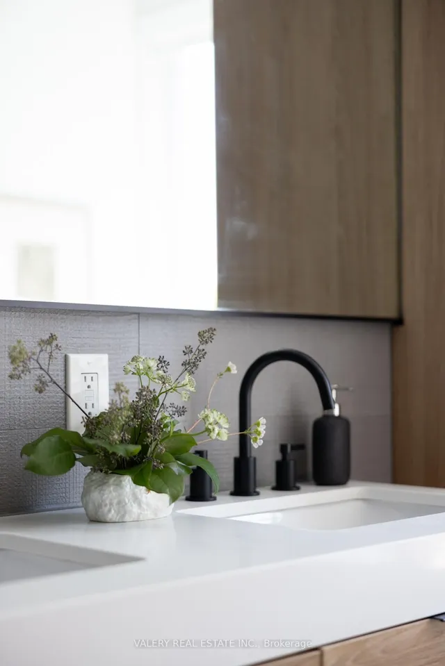 Additional image 21 of 83 Virginia Ave