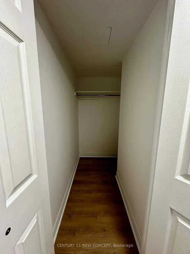 Additional image 6 of 225 Wellesley St Unit 409