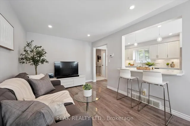 Additional image 13 of 839 Fairway Cres