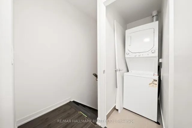 Additional image 24 of 18 Rean Dr Unit 103