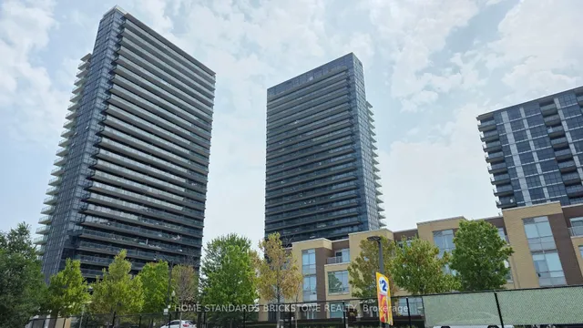 Additional image 3 of 29 Singer Crt Unit 2807