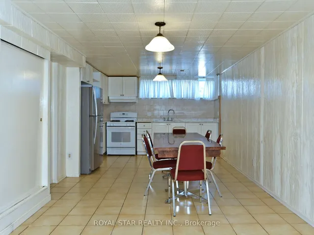 Additional image 29 of 25 Diana Dr