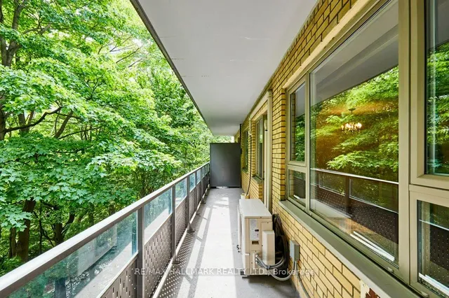 Additional image 23 of 40 Glen Rd Unit 209