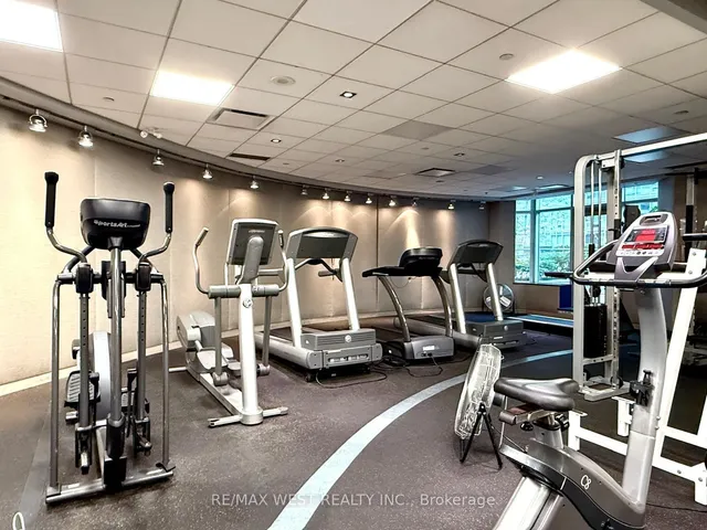 Additional image 25 of 38 Elm St Unit 410