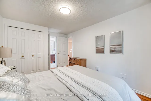 Additional image 31 of 142 Frank Rivers Dr