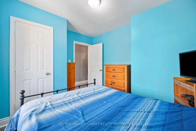 Additional image 13 of 405 GILBERT Ave