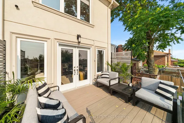 Additional image 17 of 102 Gilbert Ave