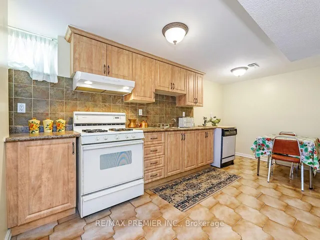 Additional image 32 of 83 Spenvalley Dr