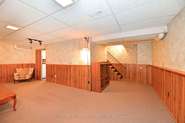 Additional image 17 of 74 John Stoner Dr