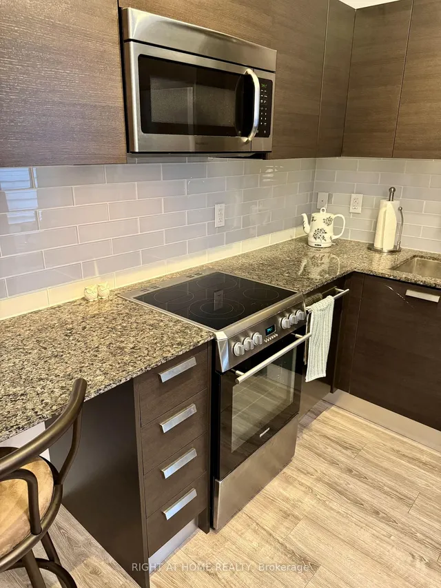 Additional image 8 of 42 Charles St Unit 2206