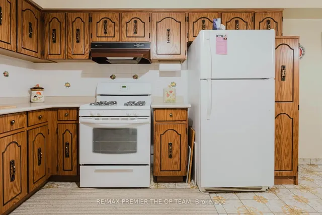 Additional image 39 of 142 Gracefield Ave