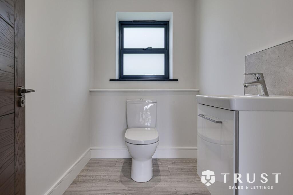 Additional image 22 of West Lane, Gomersal, BD19