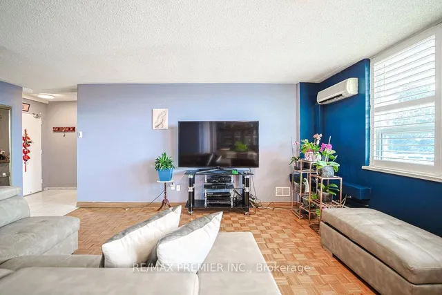 Additional image 13 of 3460 Keele St Unit 511