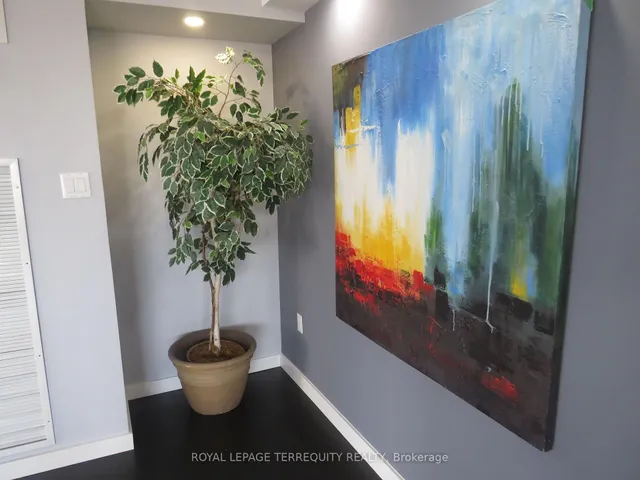 Additional image 6 of 2045 Lake Shore Blvd Unit 3305