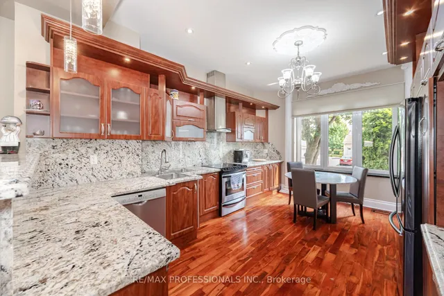 Additional image 11 of 2 The Keanegate