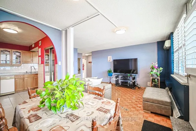 Additional image 2 of 3460 Keele St Unit 511