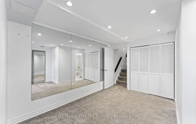 Additional image 42 of 211 Mutual St