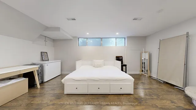 Additional image 40 of 129 Wyndcliff Cres