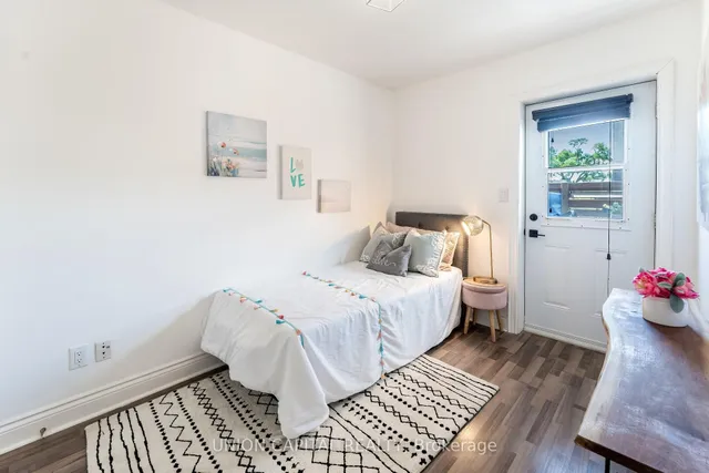 Additional image 16 of 56 Cloverdale Rd