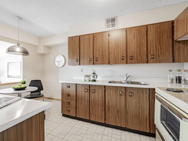 Additional image 24 of 270 Scarlett Rd Unit 2009