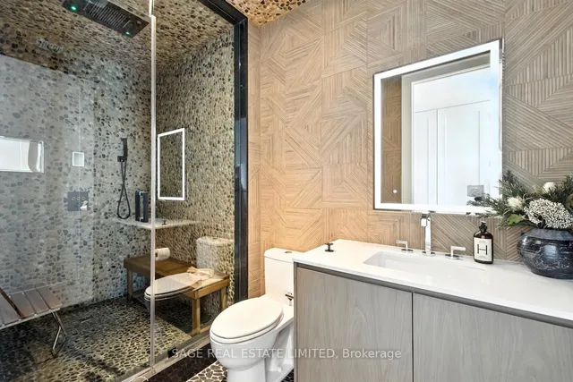 Additional image 15 of 118 Merchants Wharf Unit 910